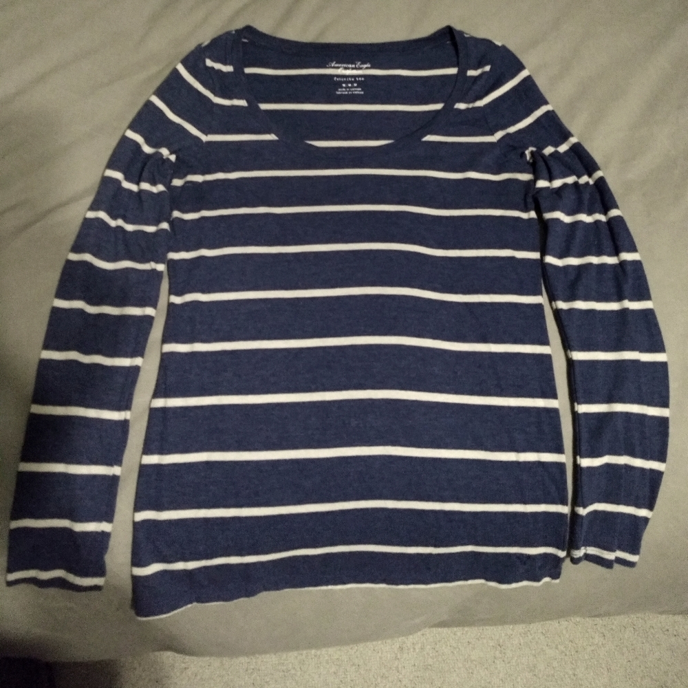 AE Long Sleeve Favorite T Blue White Striped Med